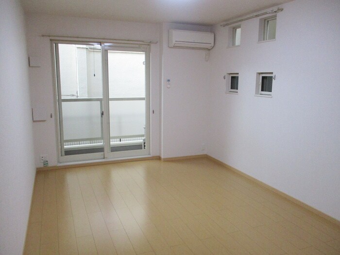 物件内観写真11　(居室)