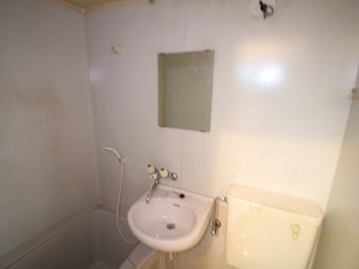 物件内観写真12　(洗面)