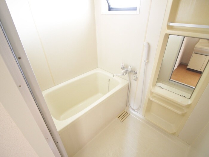 物件内観写真12　(バス／シャワールーム等)