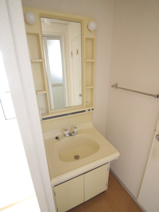 物件内観写真13　(洗面)