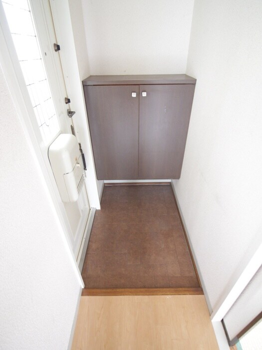 物件内観写真15　(玄関)
