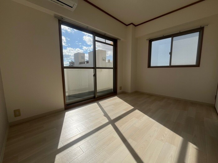 物件内観写真9　(居室)