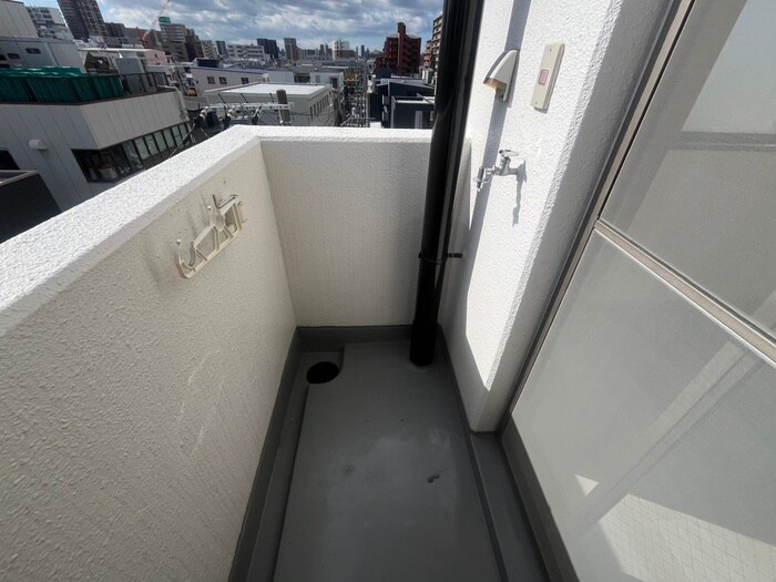 物件内観写真13　(洗濯機置場)