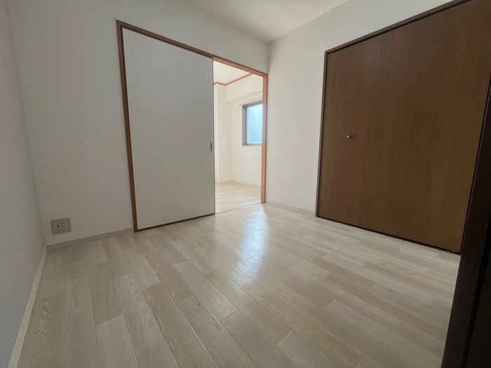 物件内観写真19　(居室)