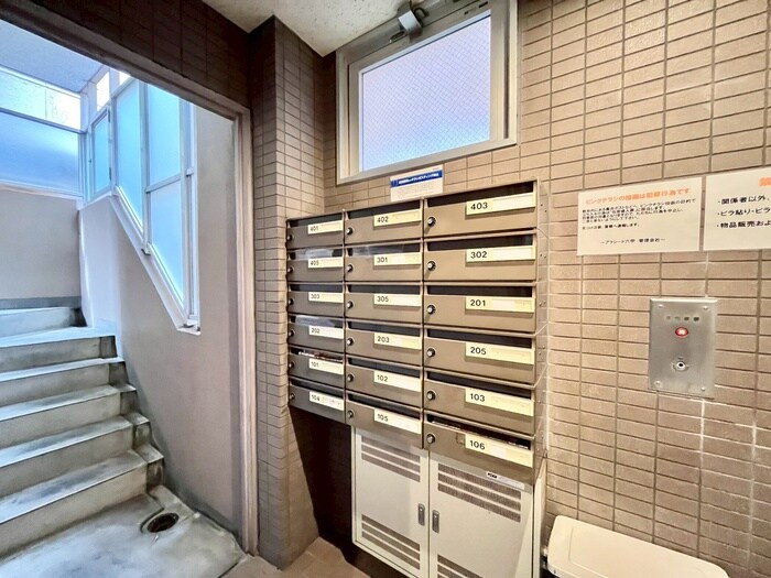 物件外観写真3　(建物設備)