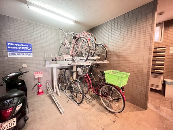 駐輪場