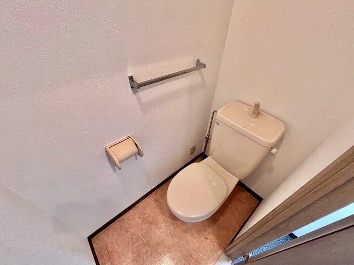物件内観写真14　(トイレ)