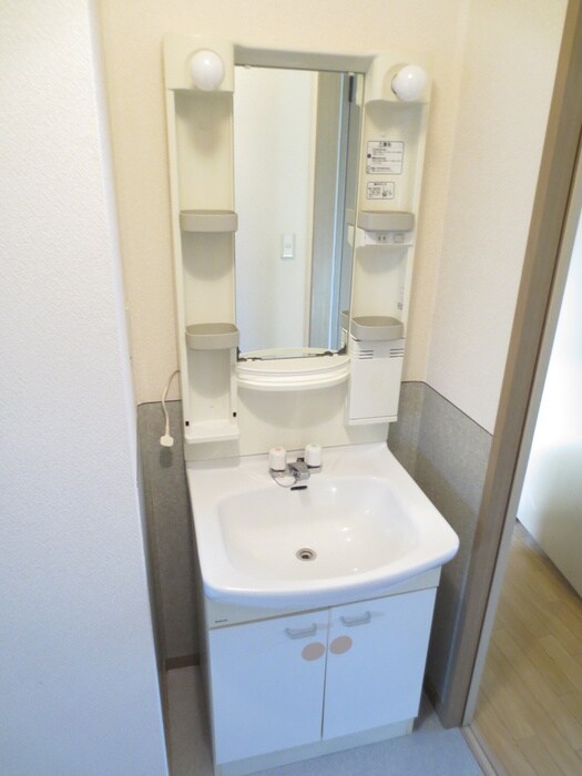 物件内観写真13　(洗面)