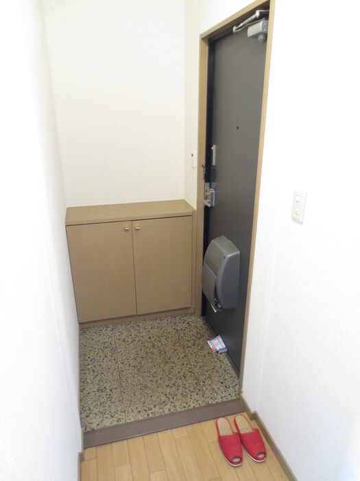物件内観写真15　(靴箱)