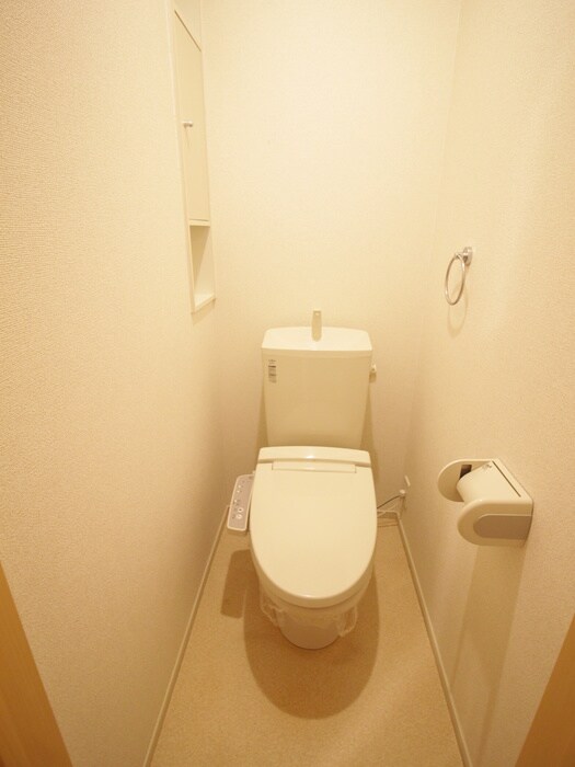 物件内観写真16　(トイレ)