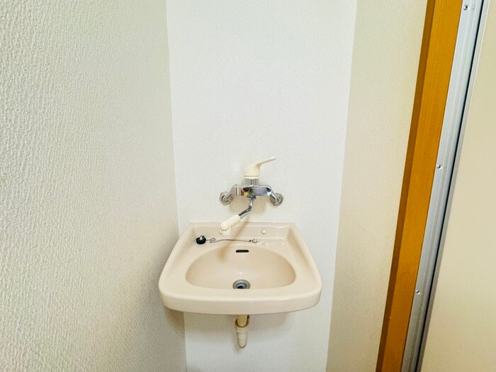 物件内観写真11　(洗面)