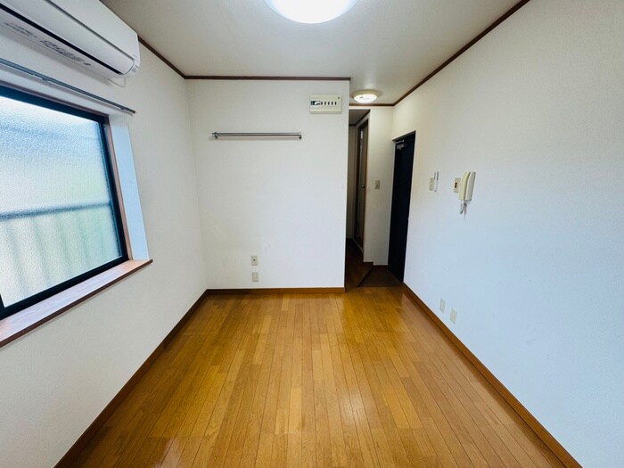 物件内観写真18　(居室)