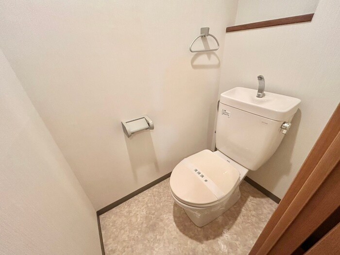 物件内観写真11　(トイレ)