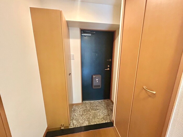 物件内観写真17　(玄関)