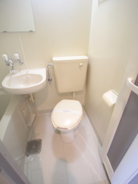 物件内観写真11　(トイレ)