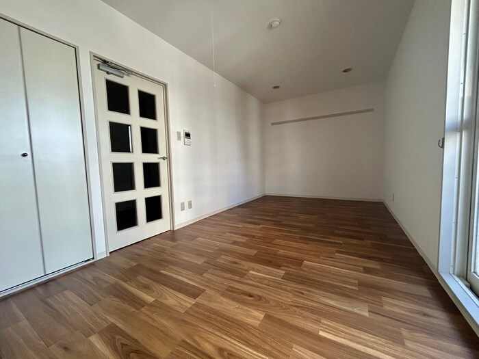 物件内観写真11　(居室)