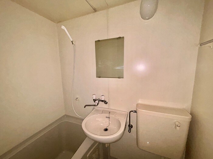 物件内観写真16　(洗面)