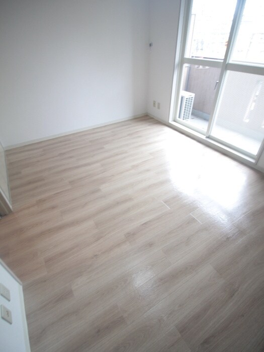 物件内観写真18　(居室)