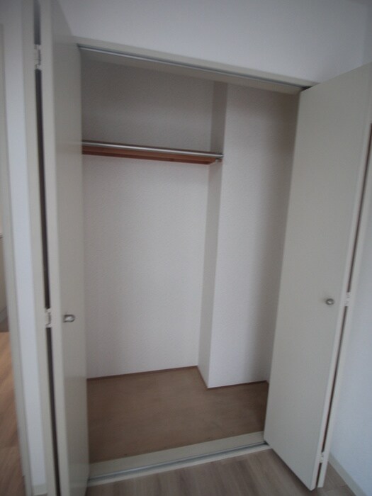 物件内観写真18　(収納)
