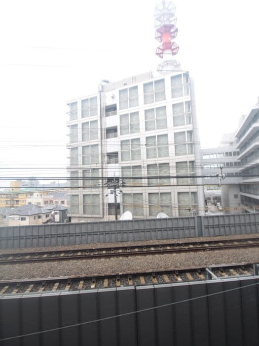 物件内観写真21　(室内からの展望)