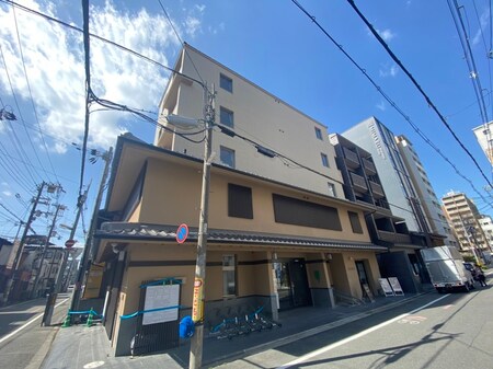グランレブリー烏丸御池外観写真