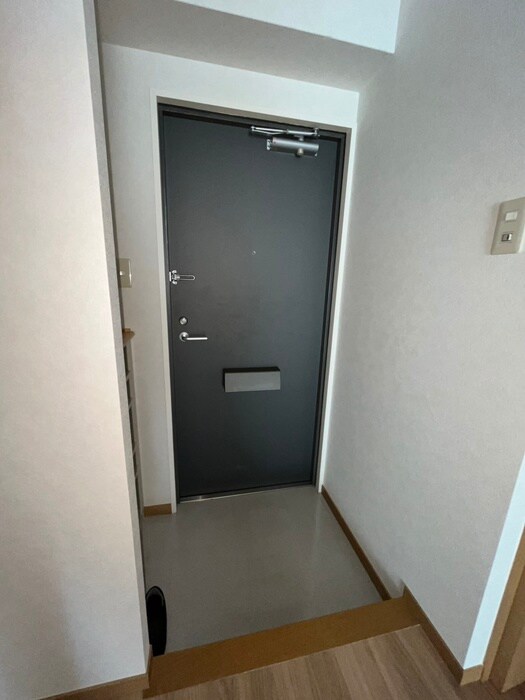 物件内観写真15　(玄関)