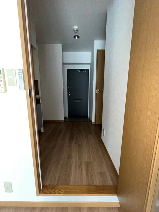 物件内観写真19　(廊下)