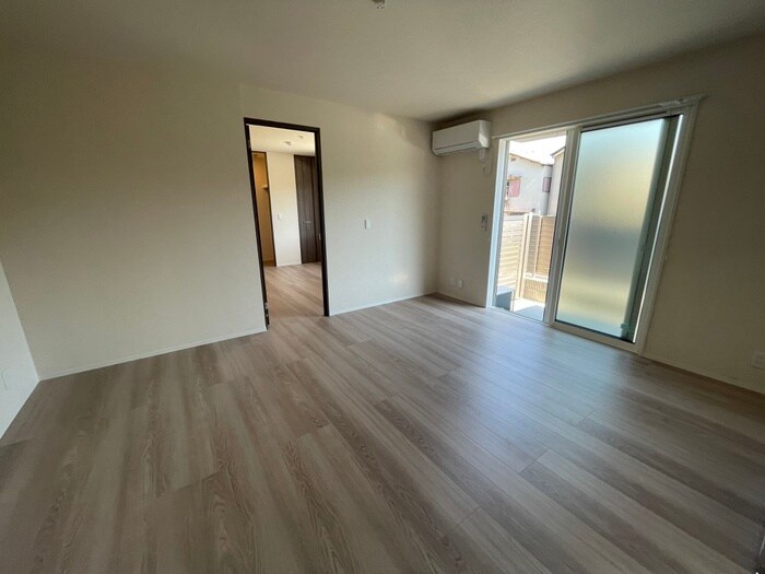 物件内観写真8　(居室)