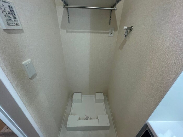 物件内観写真16　(洗面)