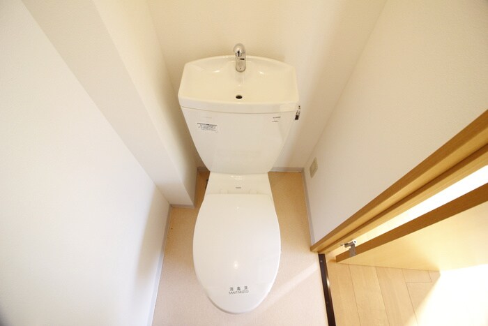 物件内観写真10　(トイレ)