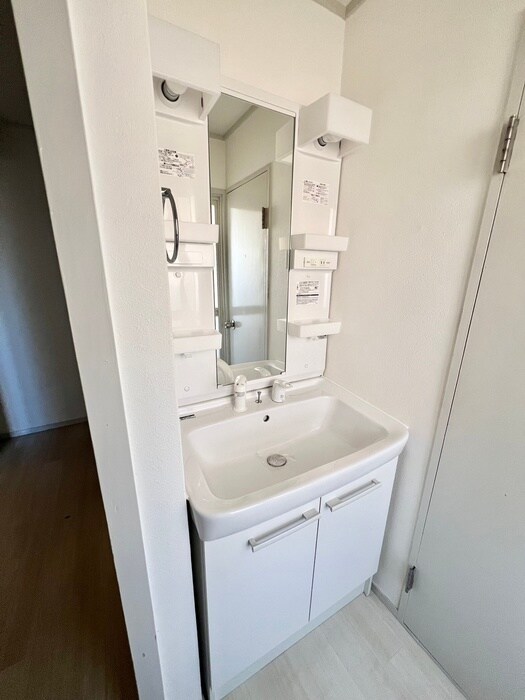 物件内観写真16　(洗面)