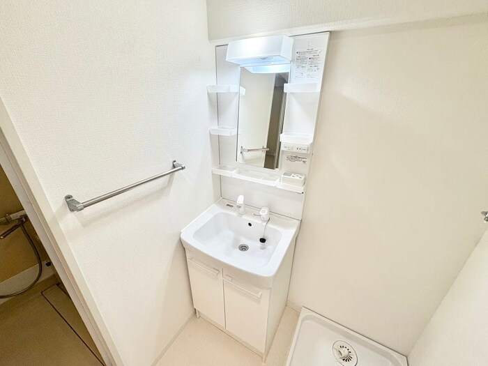 物件内観写真9　(洗面)