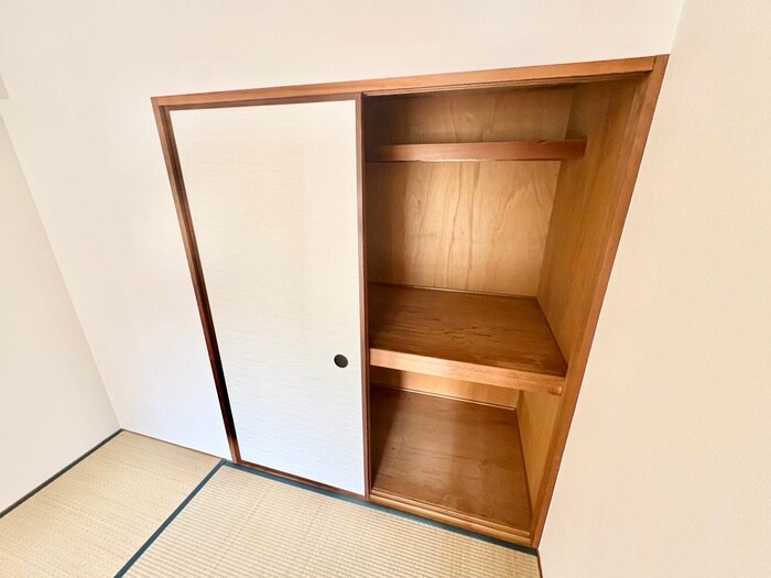 物件内観写真18　(収納)