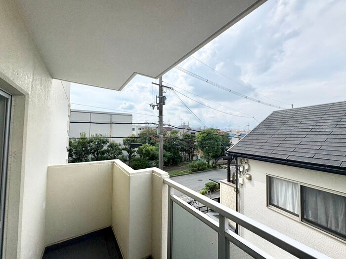 物件内観写真20　(室内からの展望)