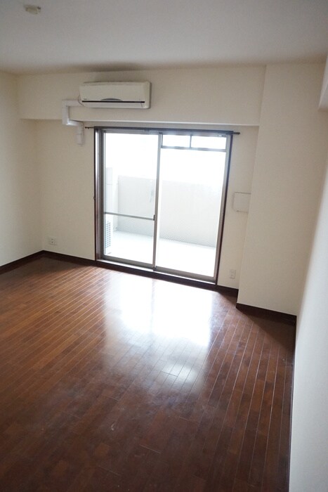 物件内観写真5　(居室)