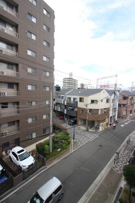 物件内観写真19　(室内からの展望)