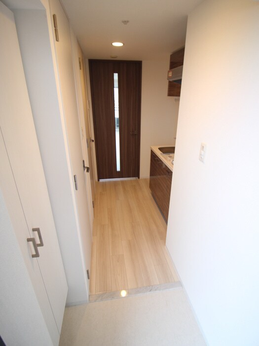 物件内観写真19　(玄関)