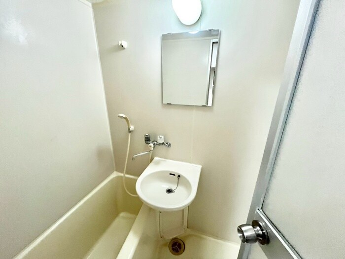 物件内観写真15　(洗面)