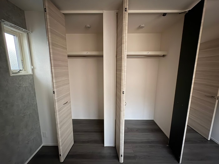 物件内観写真16　(収納)