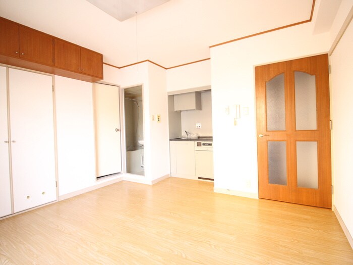 物件内観写真4　(居室)