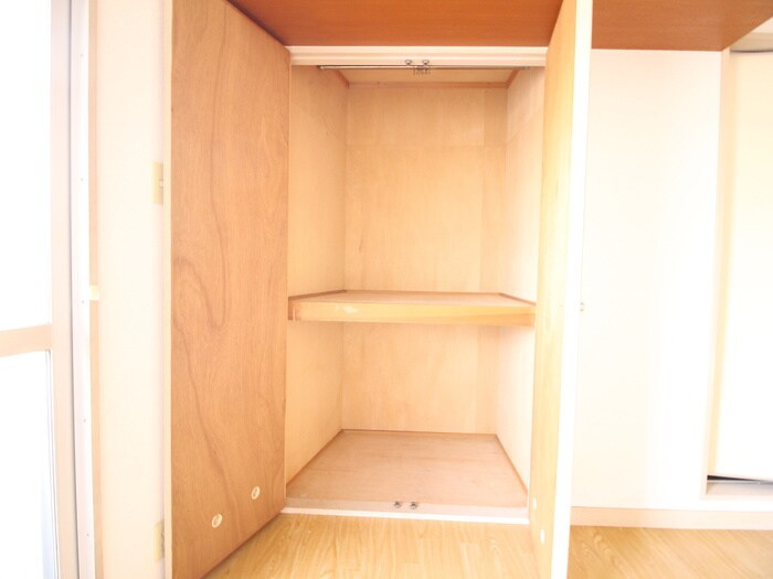 物件内観写真10　(収納)