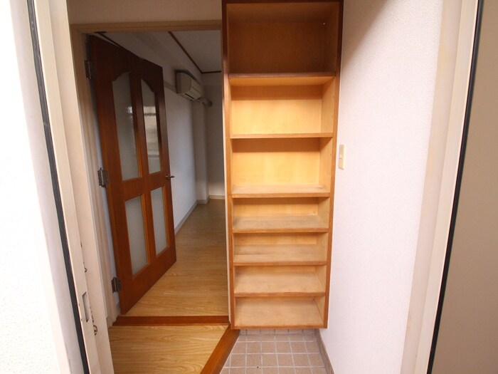 物件内観写真11　(靴箱)