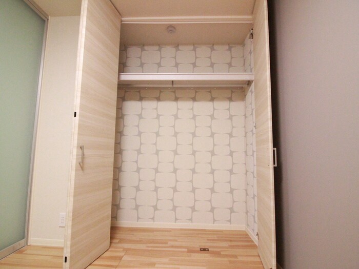 物件内観写真12　(収納)