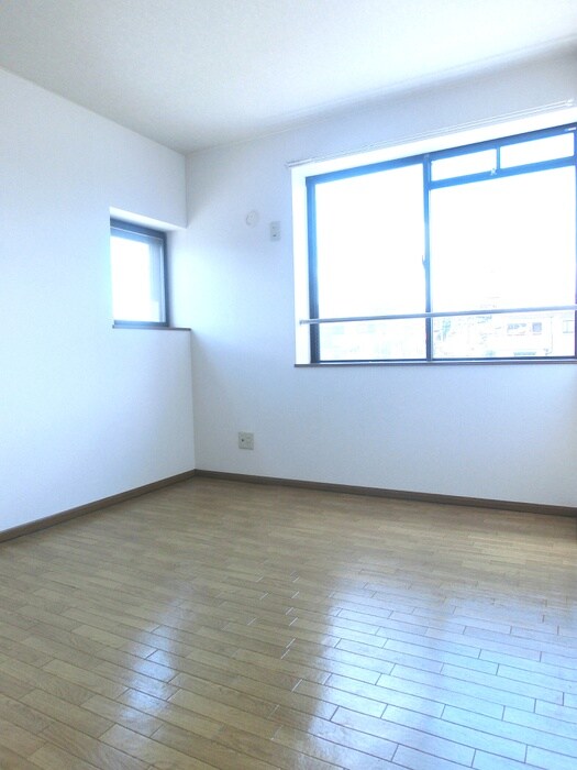 物件内観写真13　(居室)