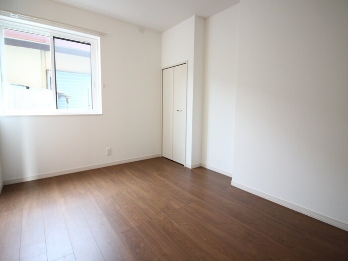 物件内観写真9　(居室)