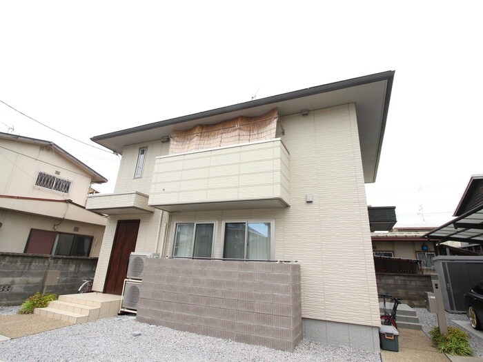 物件外観写真6　(外観写真)