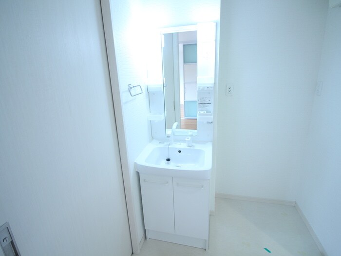 物件内観写真13　(洗面)