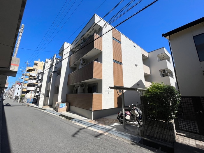 物件外観写真1　(外観写真)