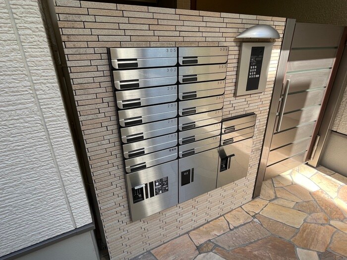 物件外観写真4　(建物設備)