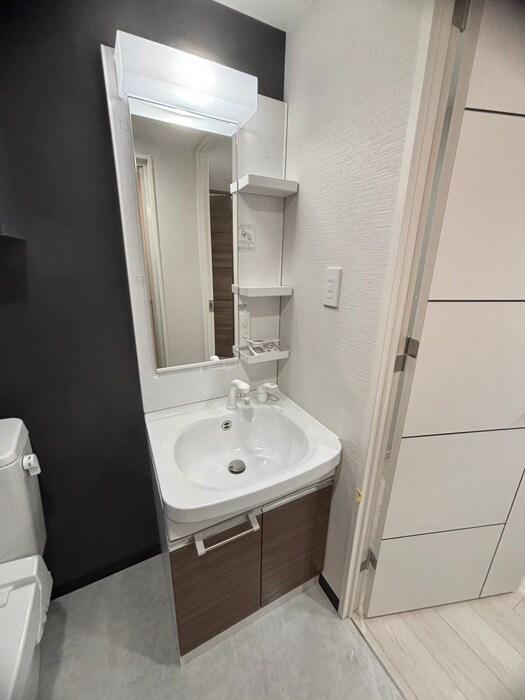 物件内観写真7　(洗面)